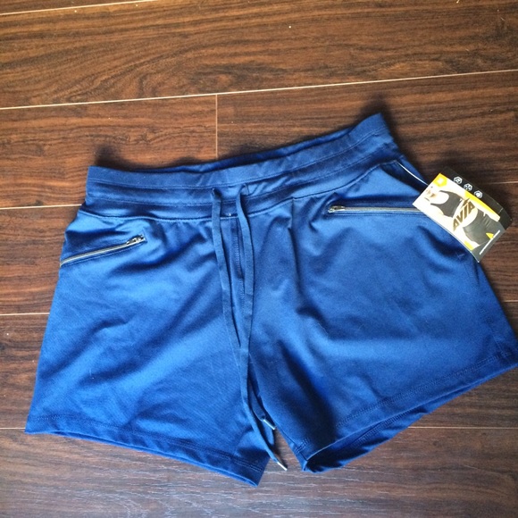 Avia shorts with zipper pockets Clearance